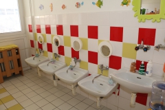 Tu sa umývajú prváci